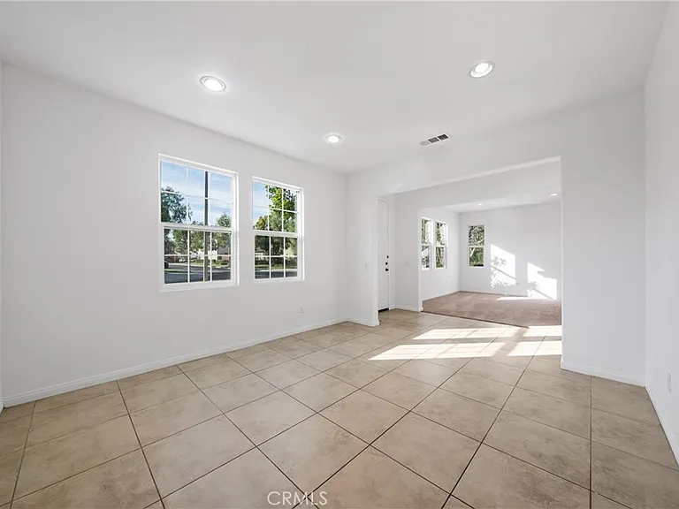 15767 Flight Ave — Photo 5