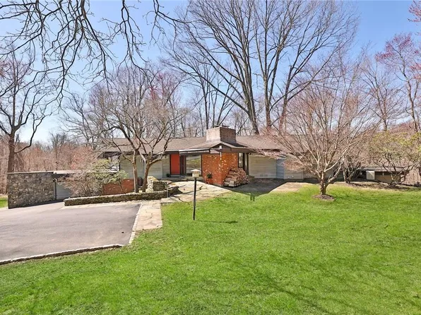 239 Cedar Drive E, Briarcliff Manor, NY 10510