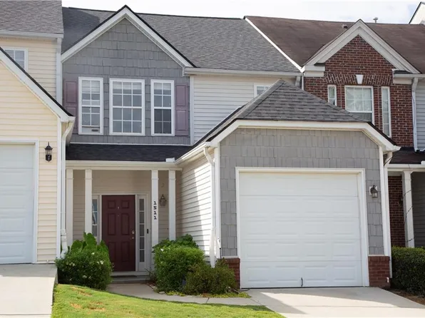 1511 Paramount Ln, Sugar Hill, GA 30518