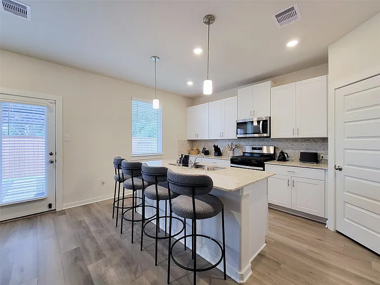 17105 White Acer Way — Photo 9