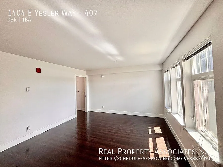 Yesler Way — Photo 4