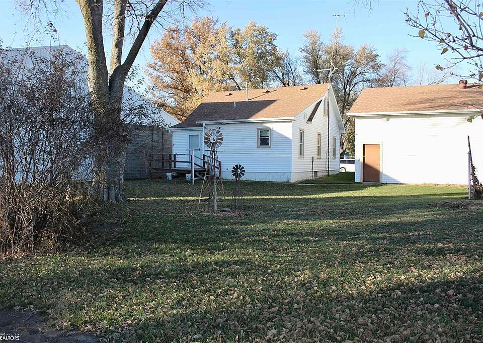 706 1st St, Griswold, IA 51535 Zillow