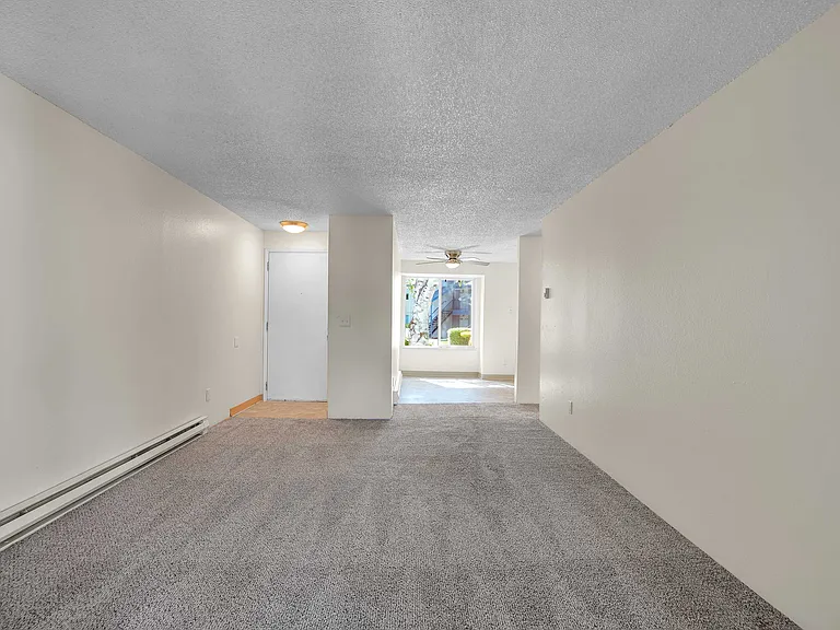 Riverview Apartments — Photo 18