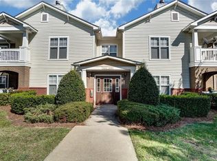 16644 Amberside Rd E, Cornelius, NC 28031