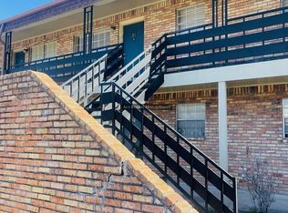 208 10th St APT 38, Orange, TX 77630