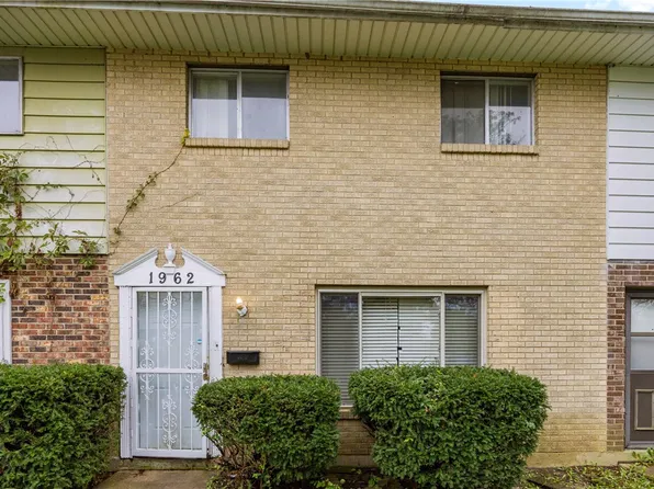 1962 Larkswood Dr, Dayton, OH 45417