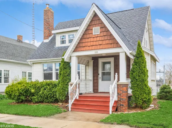 328 N Ludington St, Columbus, WI 53925