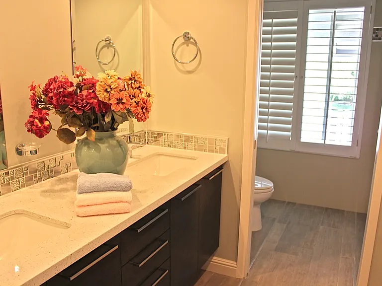 12846 Glen Brae Dr — Photo 11