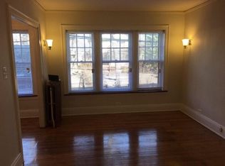430 Linden Ave #S1, Wilmette, IL 60091
