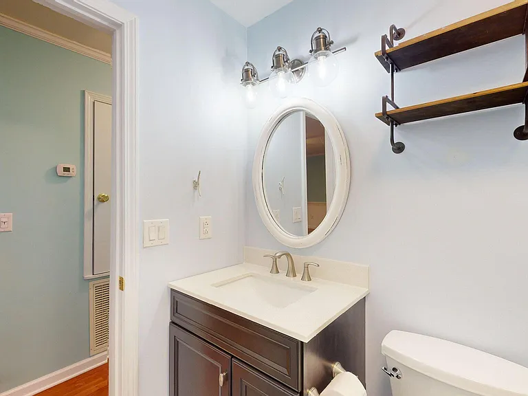 221 Salty Shores Rd — Photo 29