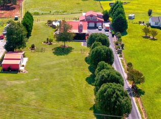 726 Old Stubbs Rd, Cherryville, NC 28021