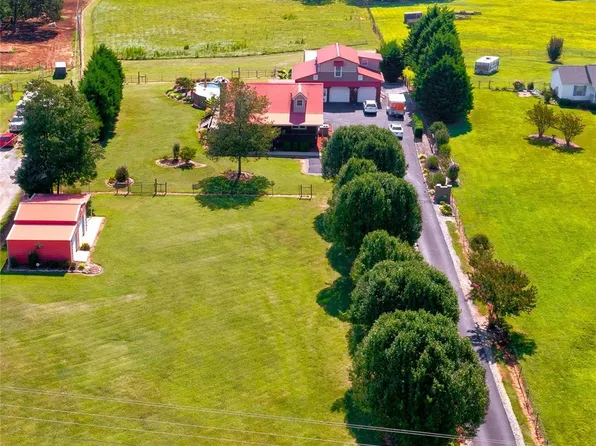 726 Old Stubbs Rd, Cherryville, NC 28021