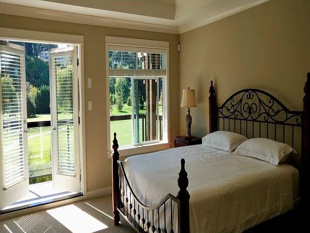 4 bed, 2300 sqft, $5,500 — Photo 3