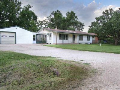 1630 E 46th St S, Wichita, KS, 67216