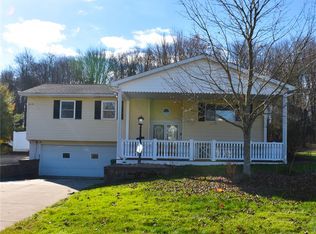 23977 Thornapple Dr, Cambridge Springs, PA 16403