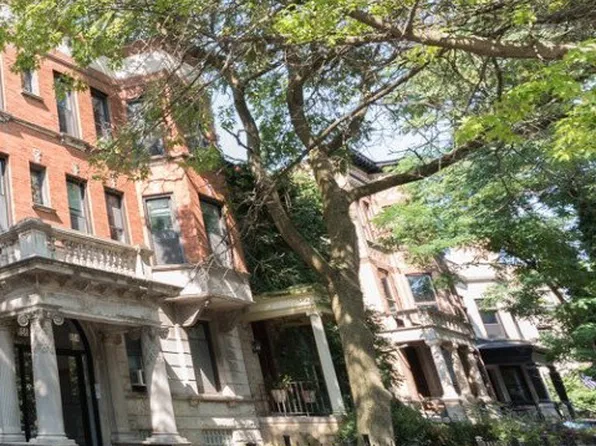 2905 N Mildred Ave, Chicago, IL