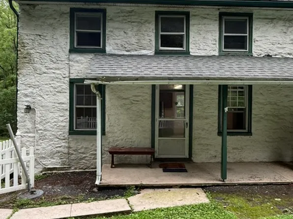 443 Dreibelbis Station Rd #443, Lenhartsville, PA 19534