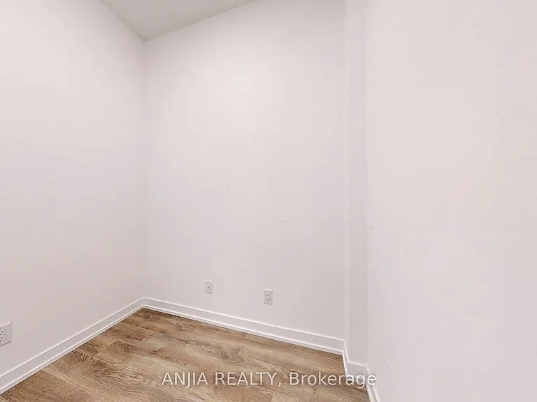 20 Edward St #2711 — Photo 20