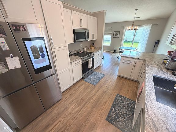 5th image of 5343 Wood Hollow Dr