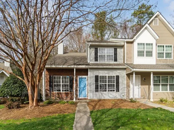9101 Exbury Ct, Charlotte, NC 28269