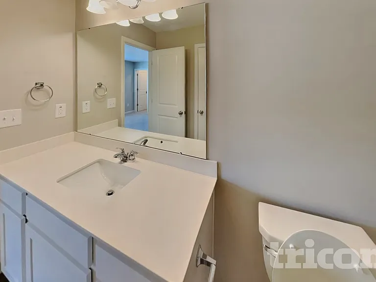 105 Meadow Vista Ln — Photo 15