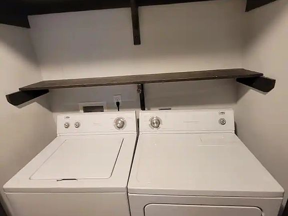 3rd image of 1312 W Carmen Ave APT 7