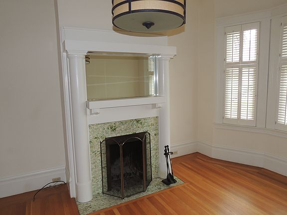 3rd image of 1161 Dolores St