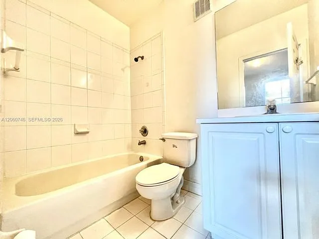 5400 NW 107th Ave #410 — Photo 7