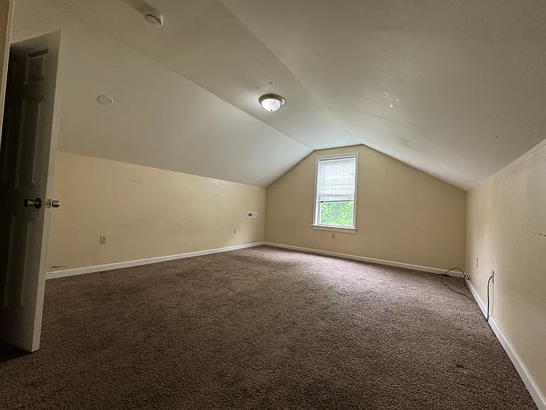 152 Lamberton St #2B — Photo 9