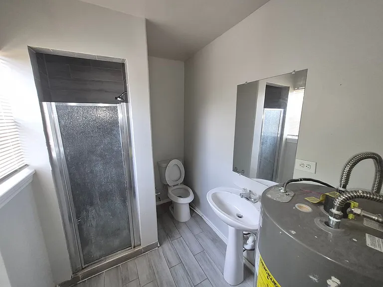 3723 W Martin St — Photo 17