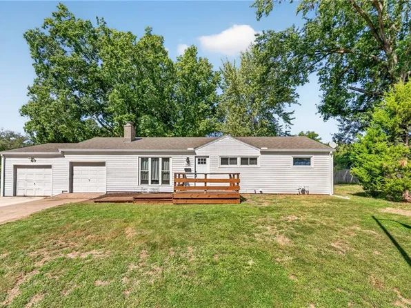 5609 N Lenox Ave, Kansas City, MO 64151