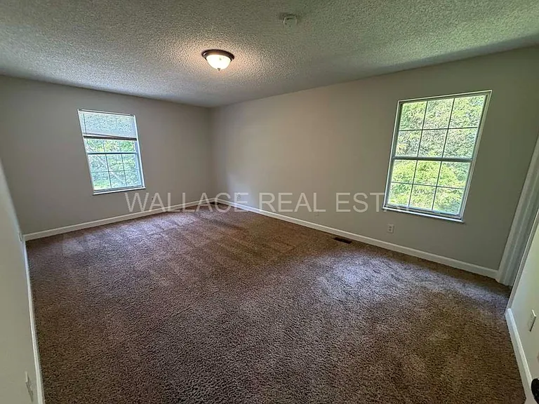 11141 Pleasant Forest Dr — Photo 13