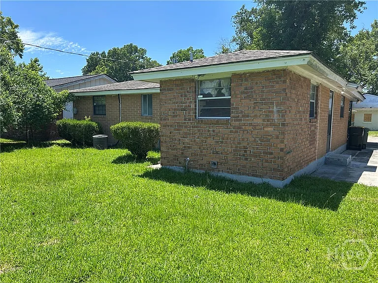 1010 Carroll St — Photo 16