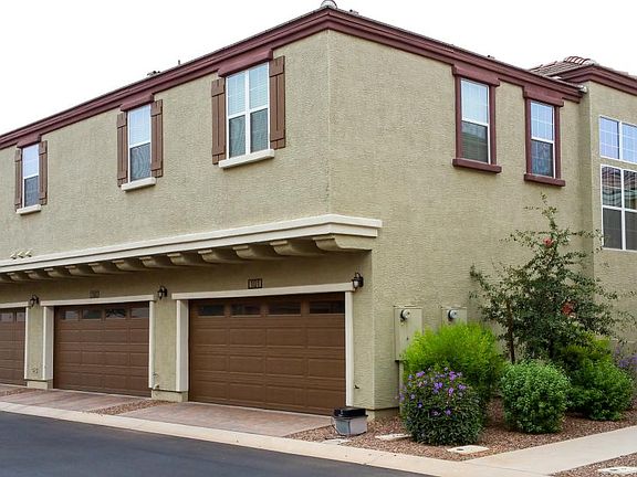 This unit uses the garage on the right. The garage door face