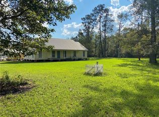 20360 Sisters Rd, Hammond, LA 70403