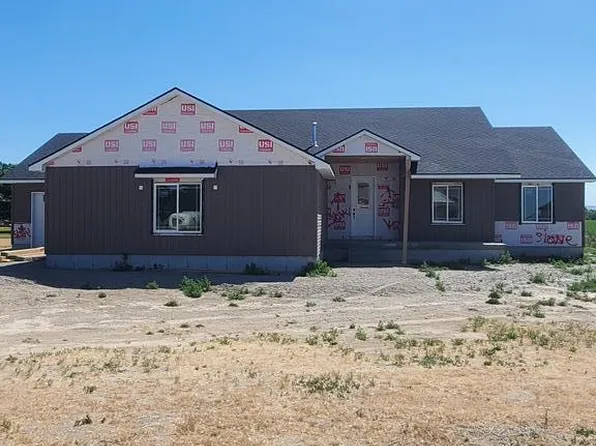 345 N 690w Lemhi Rd, Blackfoot, ID 83221