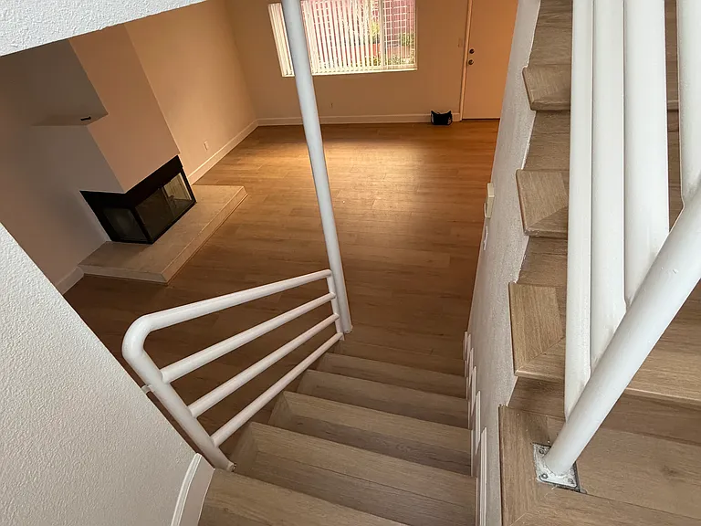 14911 Moorpark St #1 — Photo 17