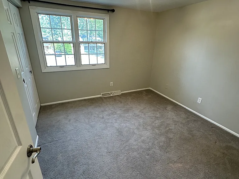 6008 Cordava Ct — Photo 41