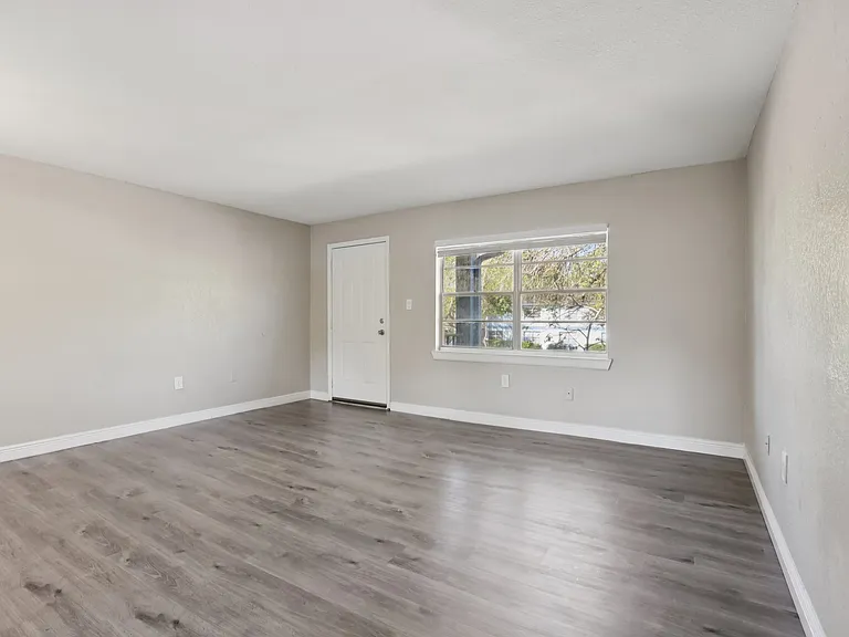 Serenity Lake Apartments — Photo 84