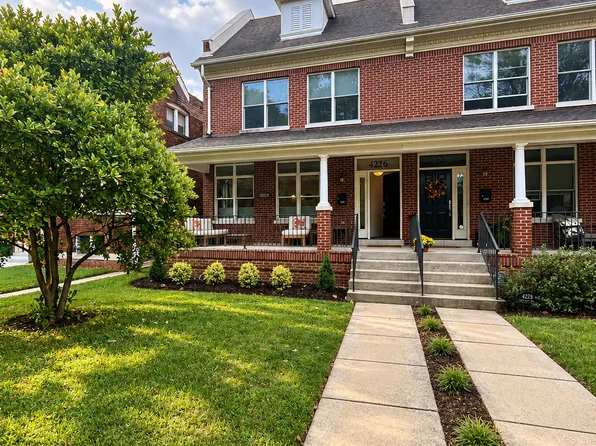 4226 W Pine Blvd, Saint Louis, MO 63108