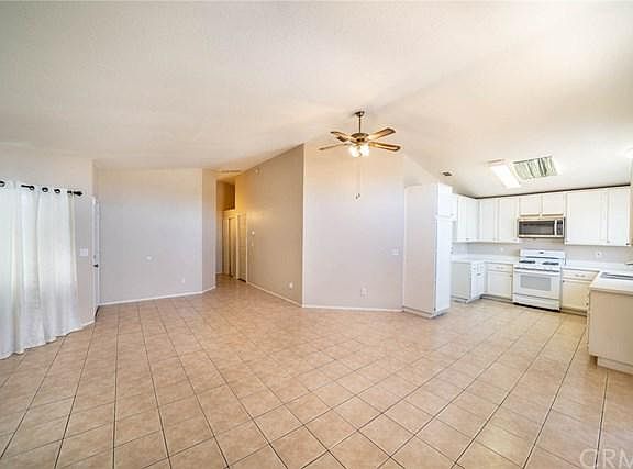 5th image of 1223 Palisades St
