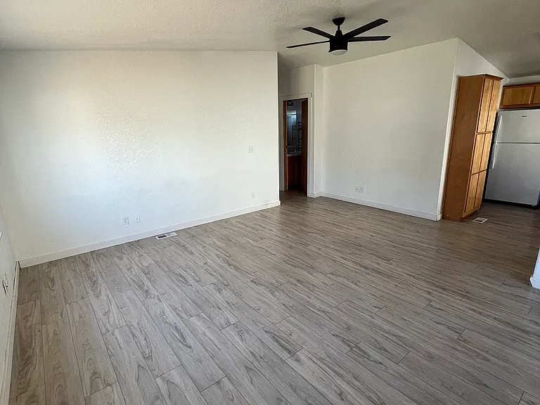408 Alpine Dr — Photo 4