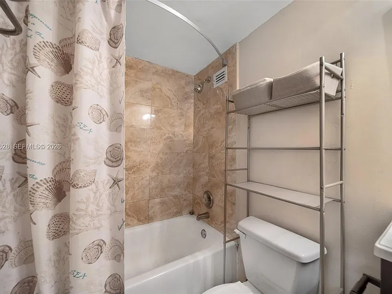 19201 Collins Ave #1117 — Photo 17