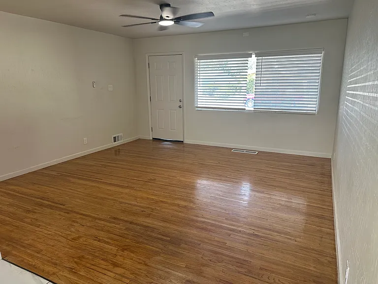 1220 Garcia St NE #1 — Photo 4
