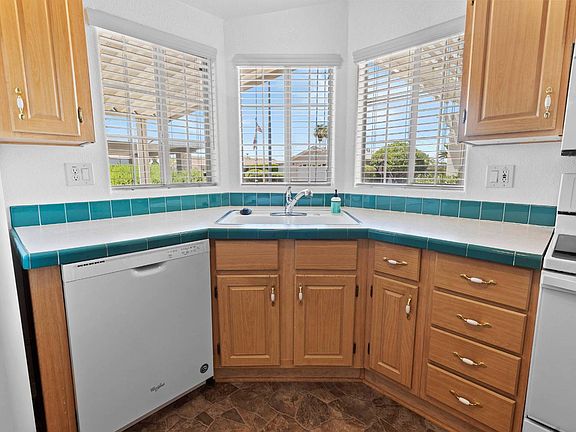 4th image of 2550 S Ellsworth Rd Unit 218