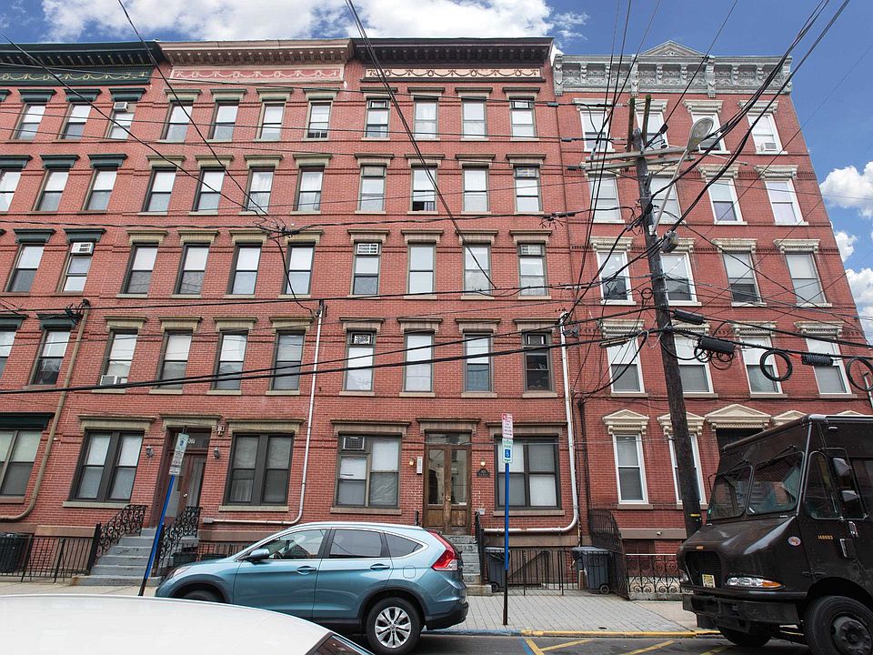 1st image of 805 Park Ave #8/4R