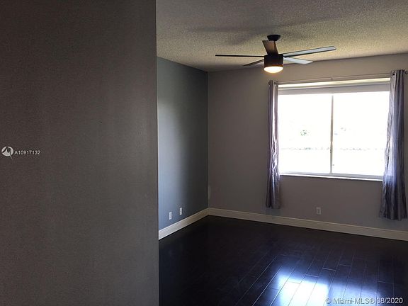 4th image of 16643 Hemingway Dr
