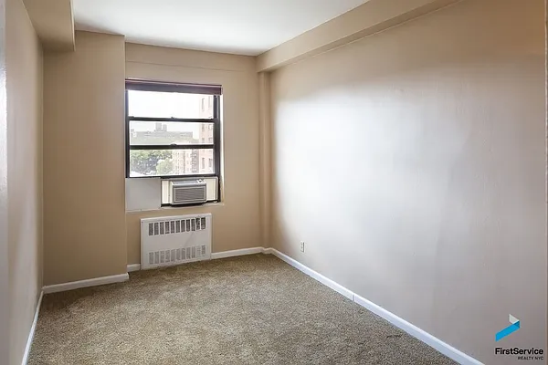 Sold by FirstService Realty (legacy) | media 7