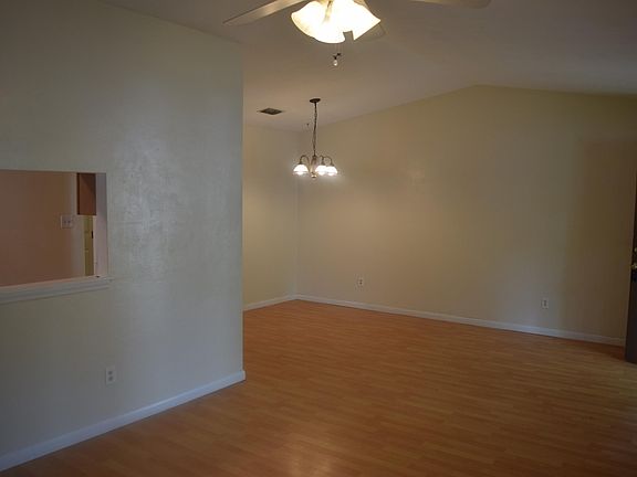 4th image of 465 Richview Park Cir W #1