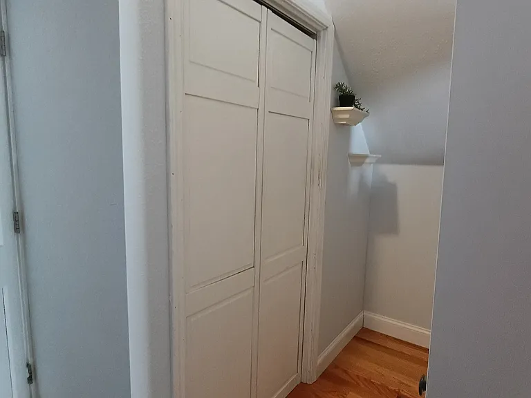 9155 S 5th Ave — Photo 6